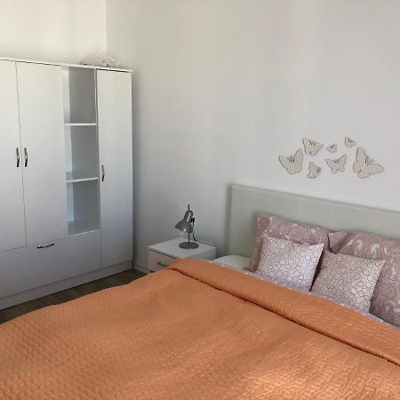 דירות Stefanestii de Jos Dora High Life - North מראה חיצוני תמונה