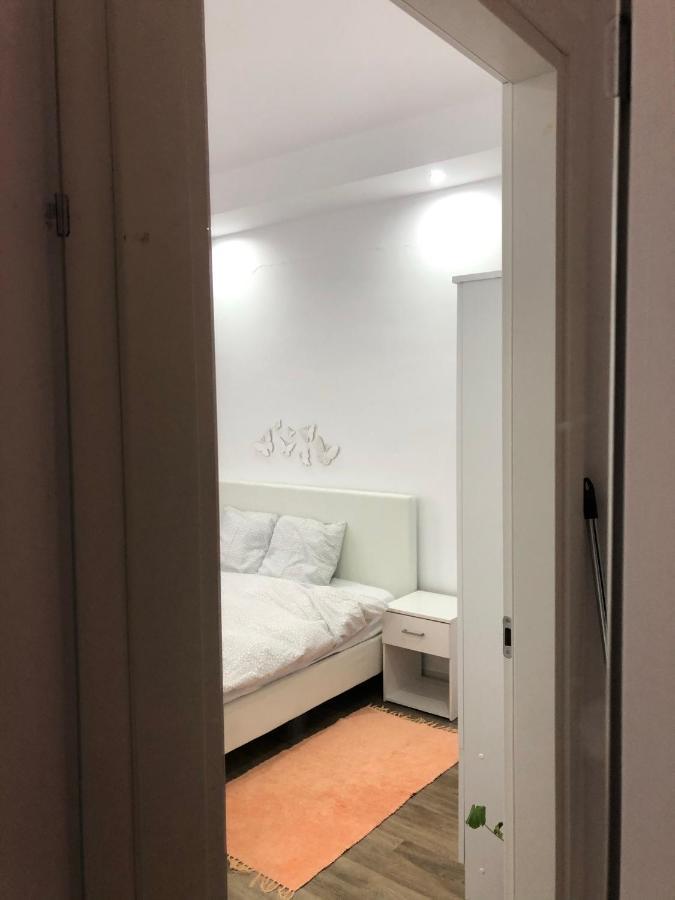 דירות Stefanestii de Jos Dora High Life - North מראה חיצוני תמונה