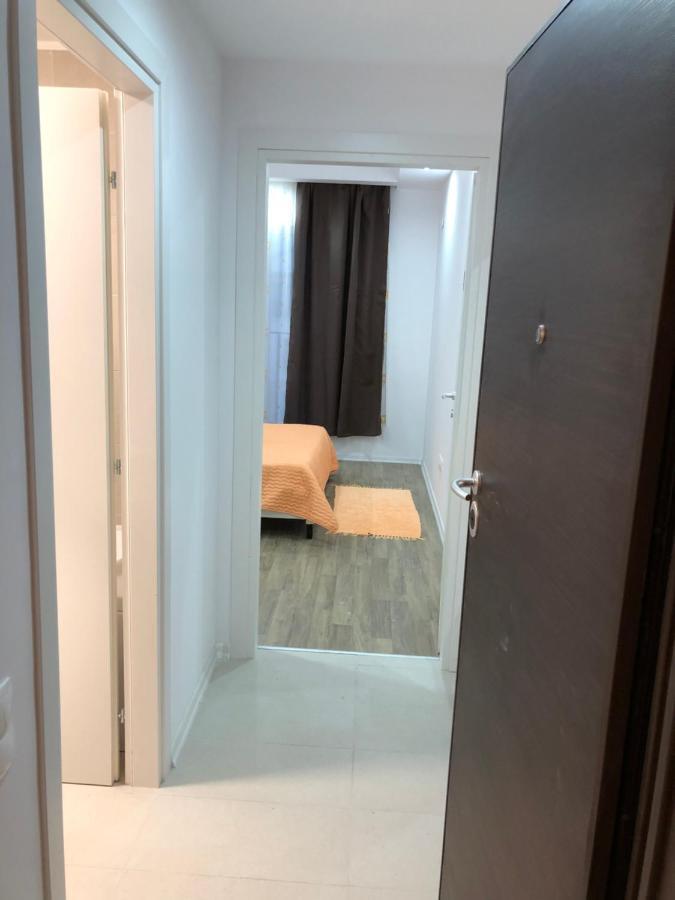 דירות Stefanestii de Jos Dora High Life - North מראה חיצוני תמונה
